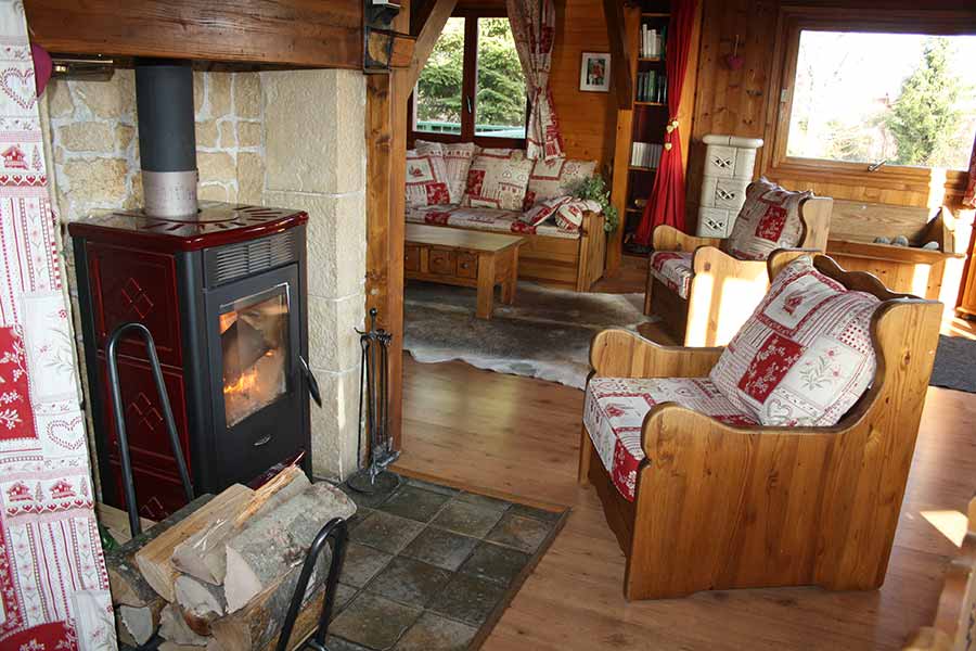 Chalets authentiques dans le Jura