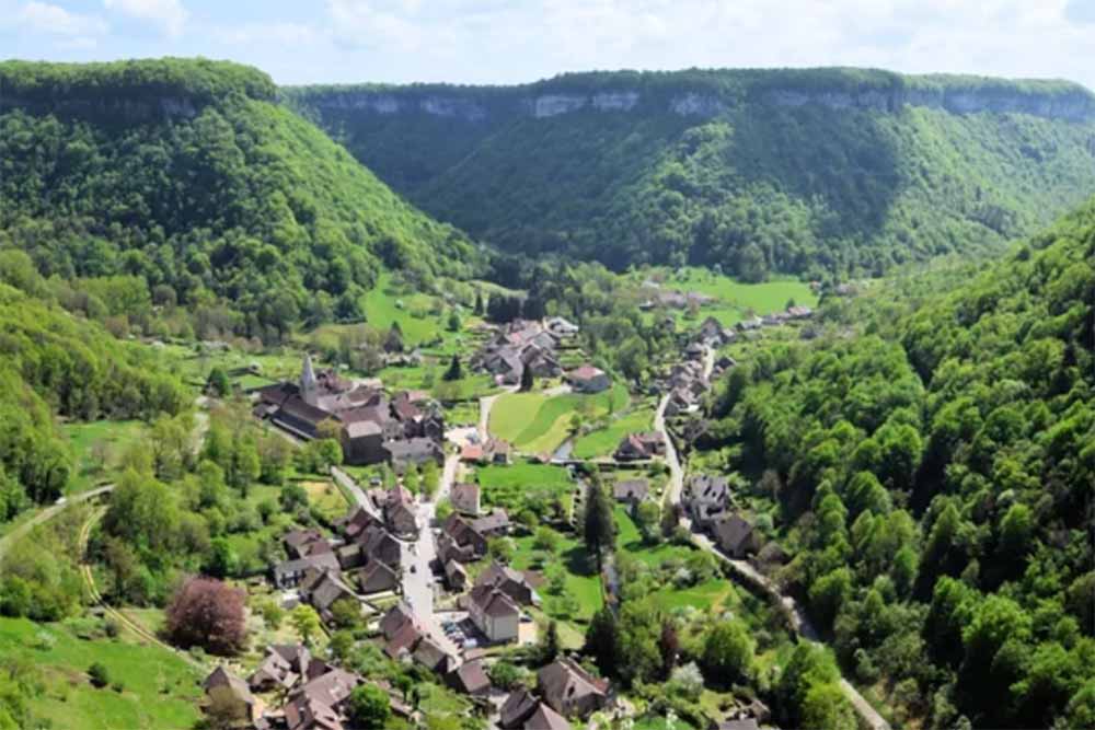Village de Beaume les Messieurs